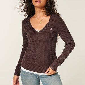 Hollister Cable-Knit V-Neck Icon Sweater